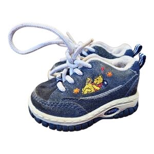 Vintage Y2K Winnie The Pooh Shoes Sneakers Tennis Shoes Infant Sz 2 Disney 2002